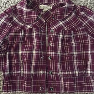 Decree plaid maroon cropped jacket. Elastic waist.Front pockets.Gathered back